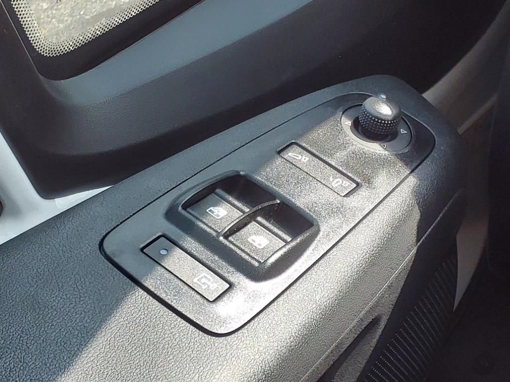 New 2024 RAM ProMaster 3500 w/ Premium Convenience Group image 12