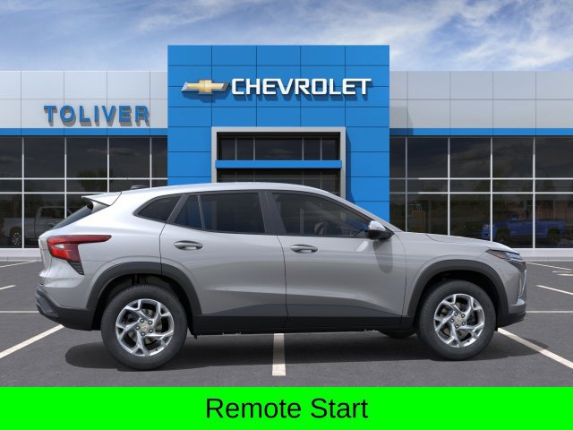 New 2026 Chevrolet Trax LS w/ LS Convenience Package FWD image 6