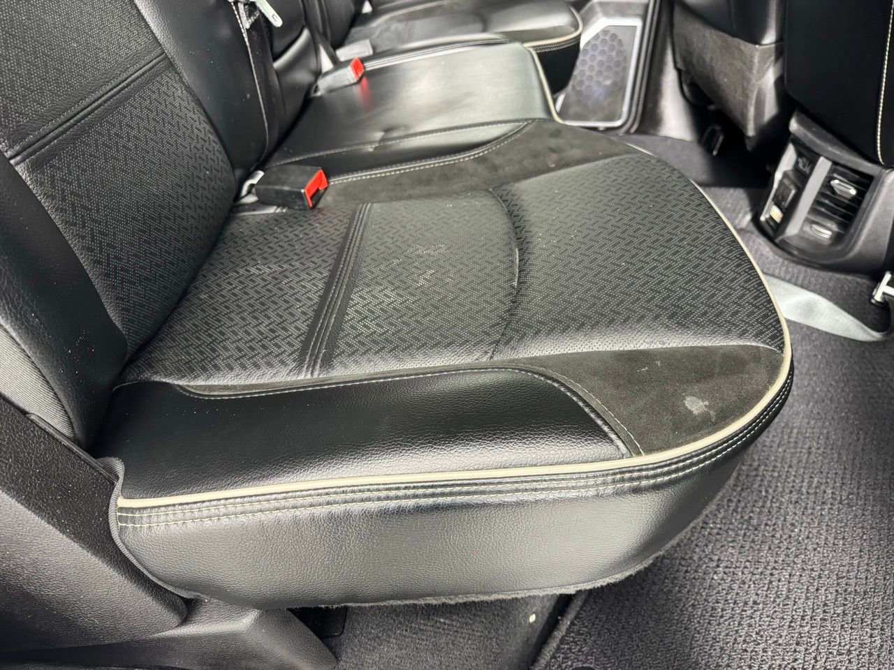 Used 2024 RAM 2500 Laramie image 18