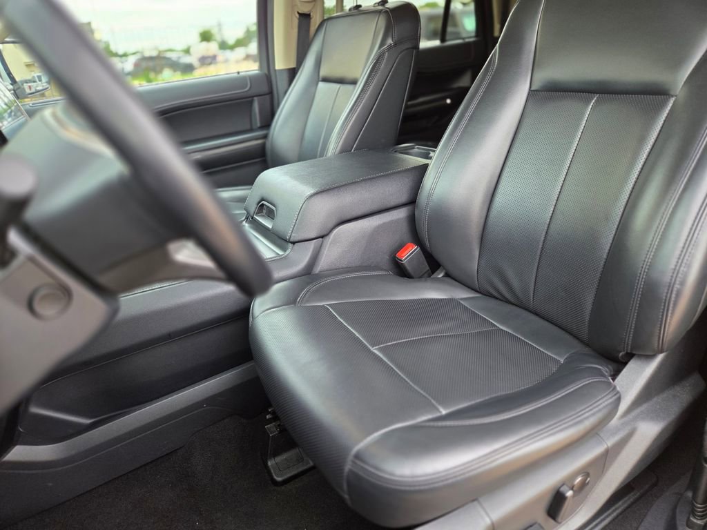 Used 2024 Ford Expedition Max XLT AWD/4WD image 19