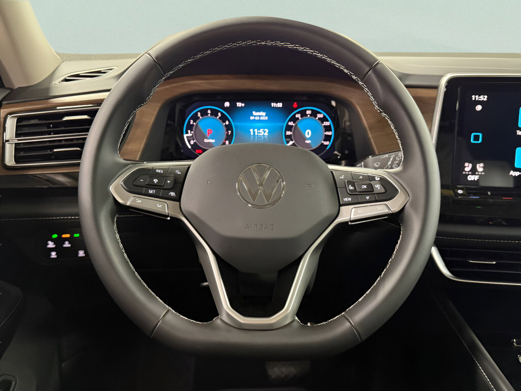 New 2026 Volkswagen Atlas SE image 12