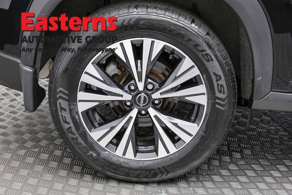 Used 2023 Nissan Rogue SV AWD/4WD image 30