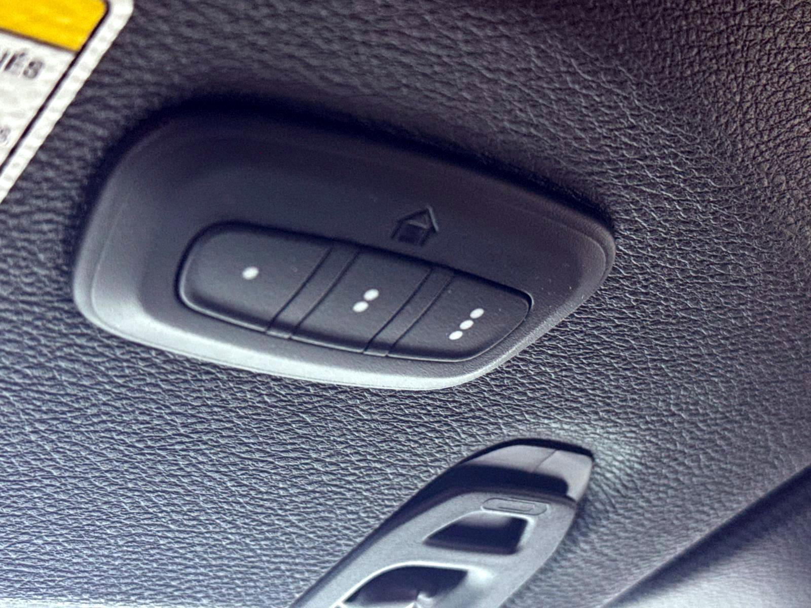 Used 2023 Jeep Wrangler Unlimited Sahara w/ Cold Weather Group image 14