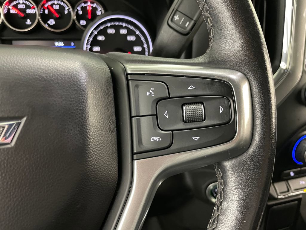 Certified 2022 Chevrolet Silverado 1500 RST w/ LPO, Blackout Package AWD/4WD image 28