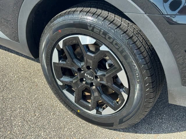 Used 2025 Kia Sorento S FWD image 5