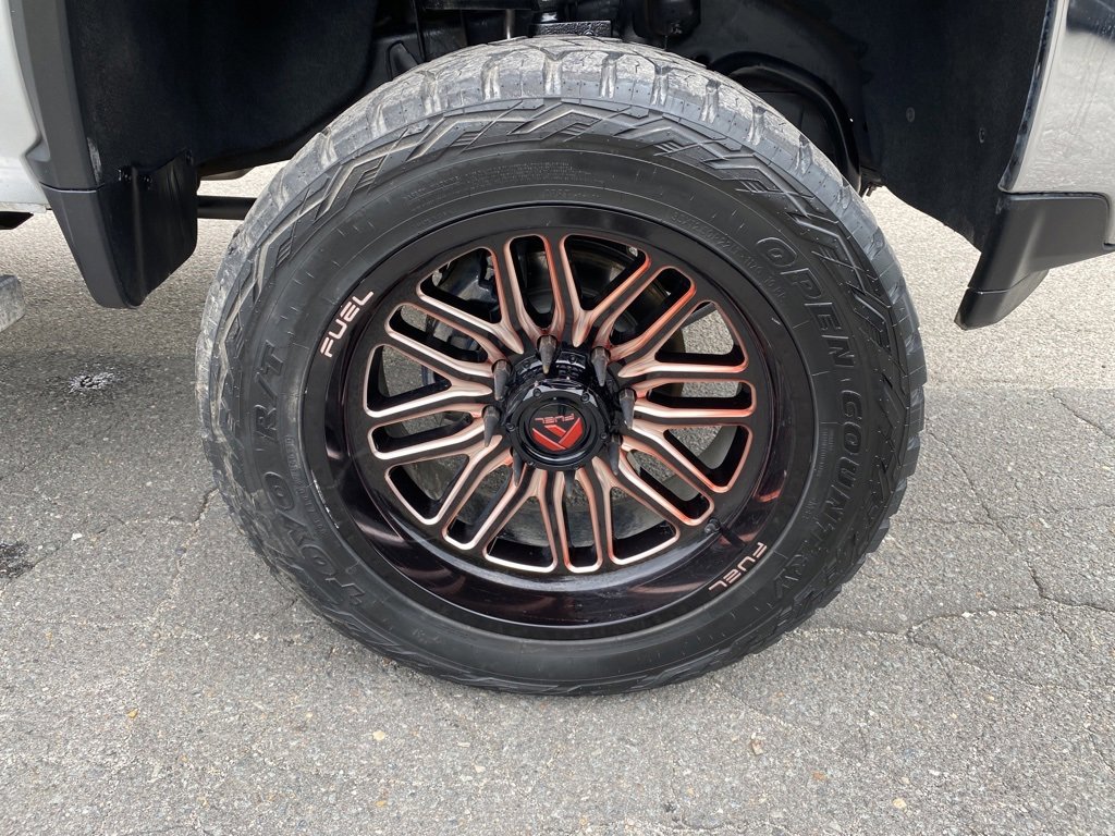 Used 2022 Chevrolet Silverado 2500 LTZ w/ LTZ Convenience Package image 10