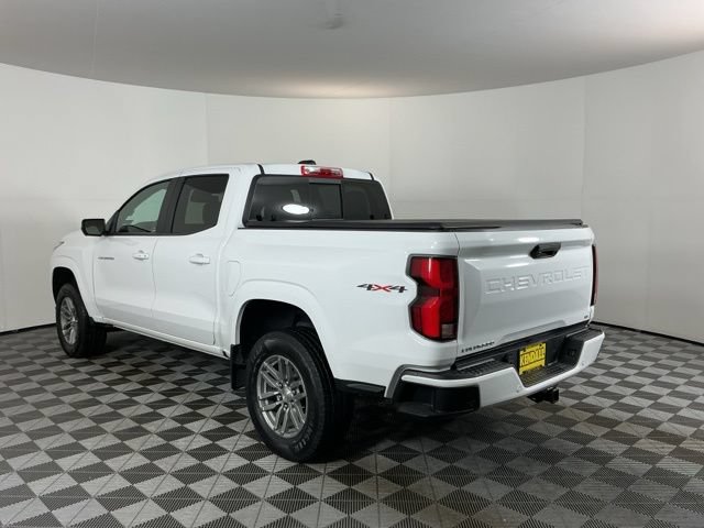 Used 2024 Chevrolet Colorado LT w/ LT Convenience Package III AWD/4WD image 6