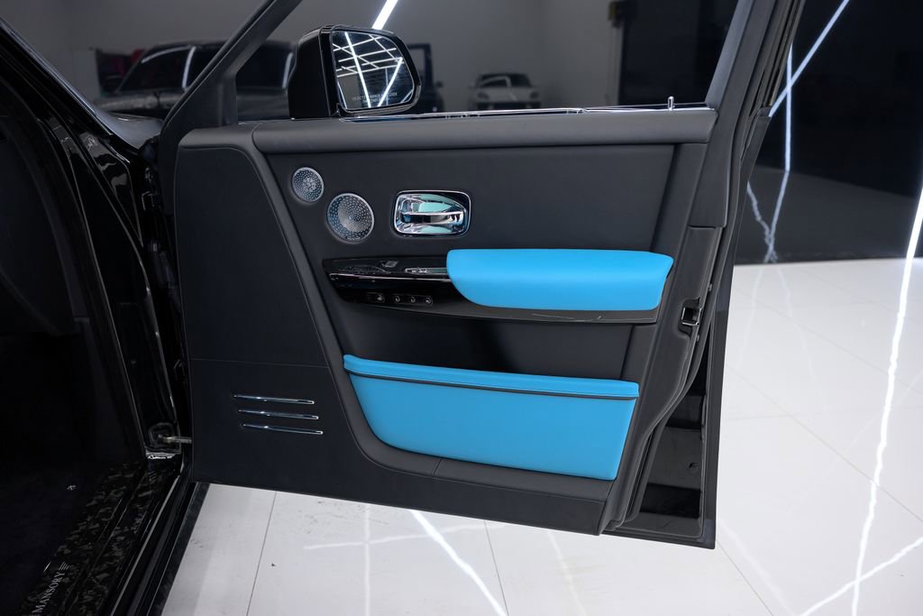 Used 2023 Rolls-Royce Phantom Sedan image 65