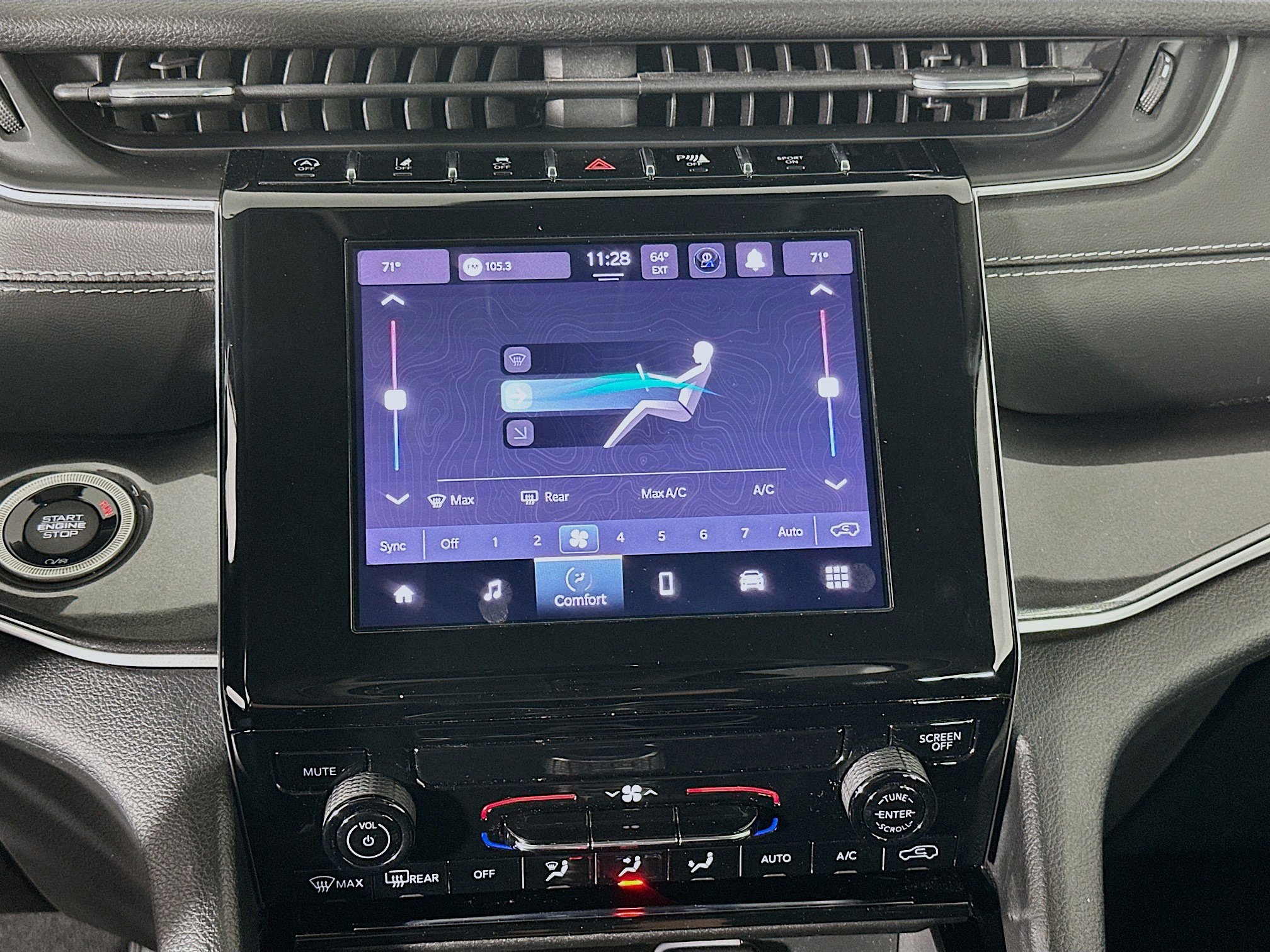 Used 2023 Jeep Grand Cherokee Laredo image 23