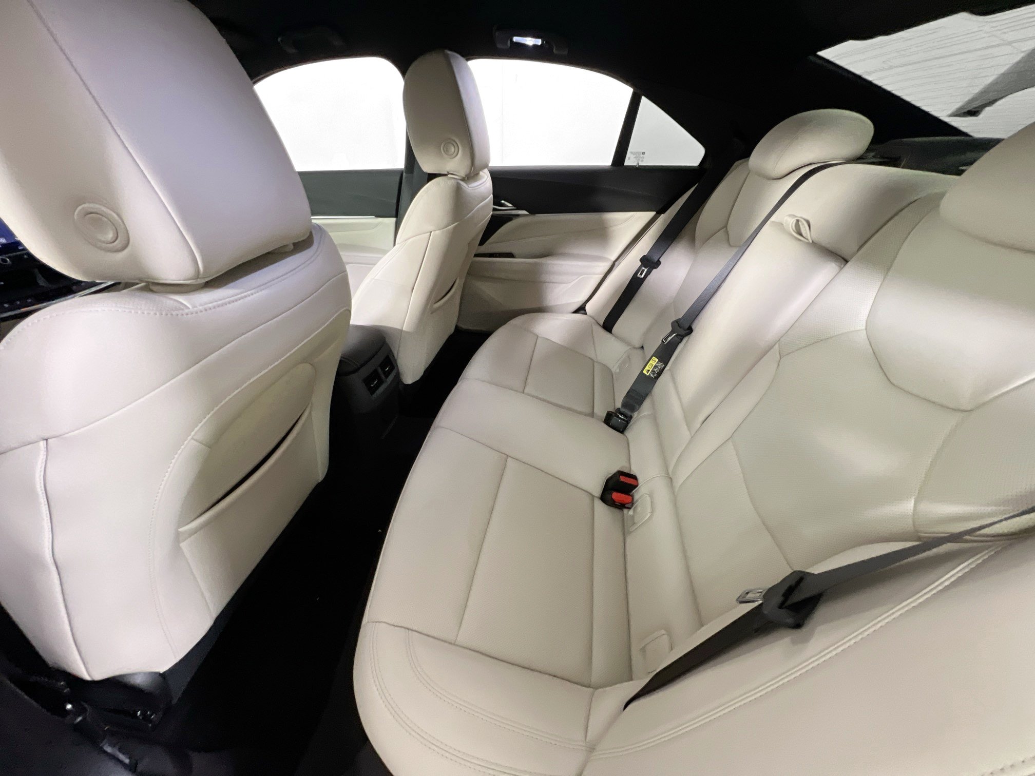 Used 2020 Cadillac CT4 Premium Luxury RWD image 22