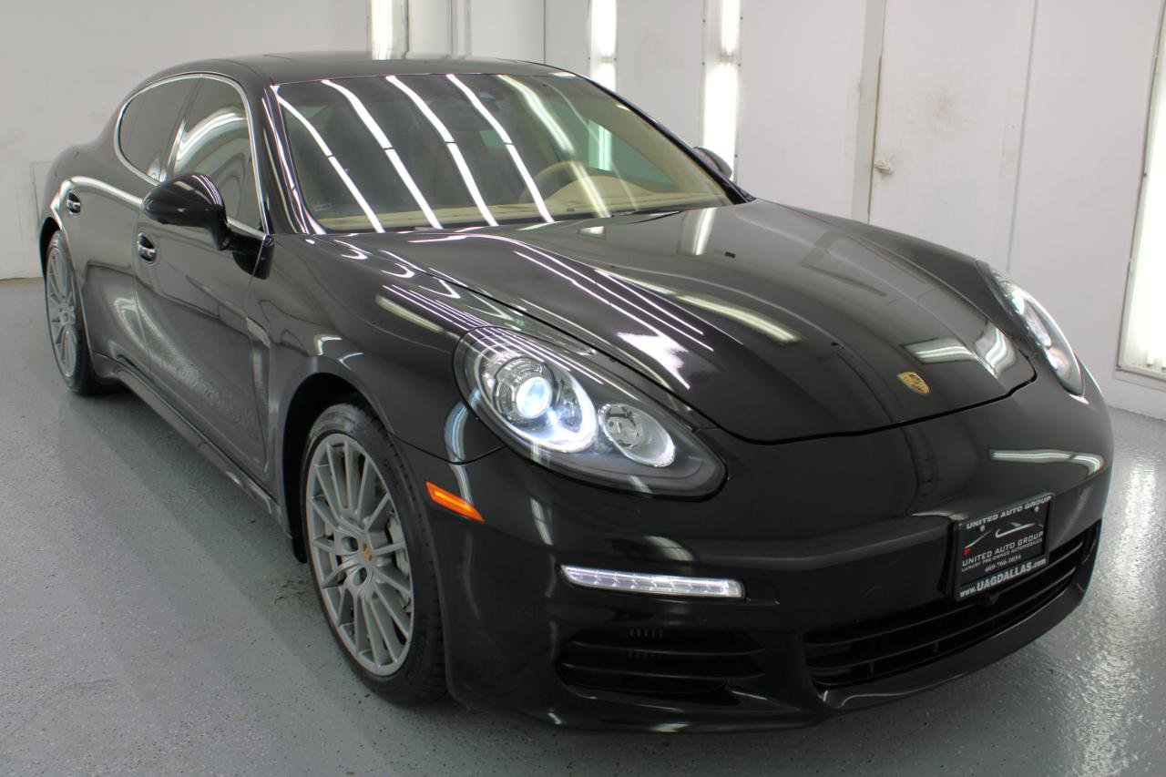 Used 2014 Porsche Panamera S image 12