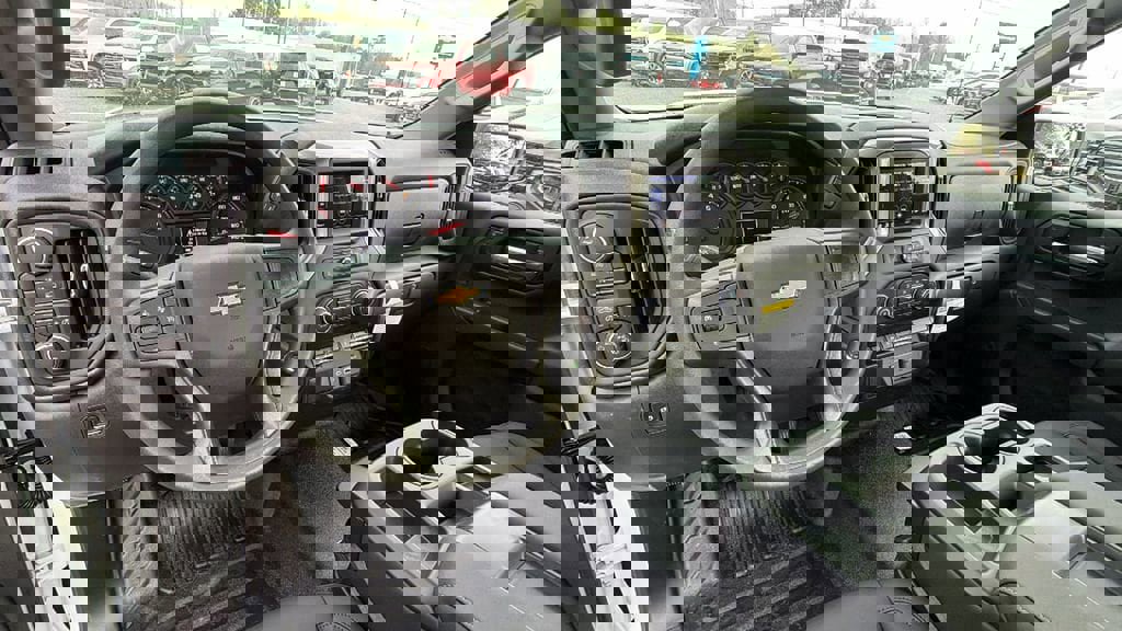 New 2026 Chevrolet Silverado 1500 W/T image 12