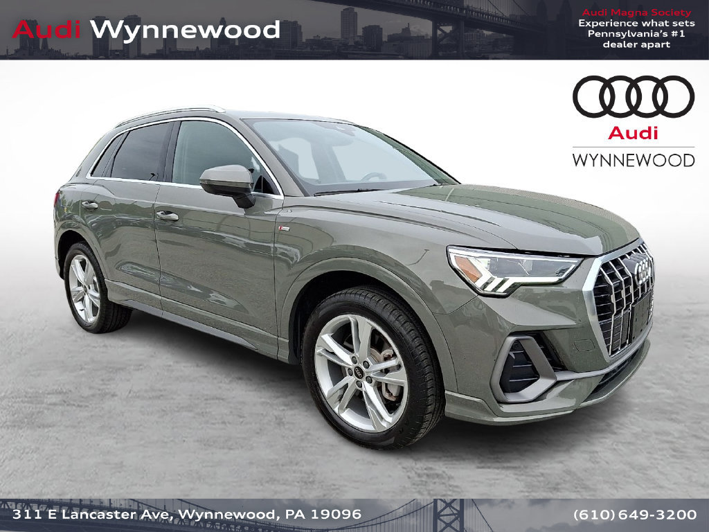 Used 2023 Audi Q3 2.0T Premium Plus w/ Premium Plus Package AWD/4WD image 1