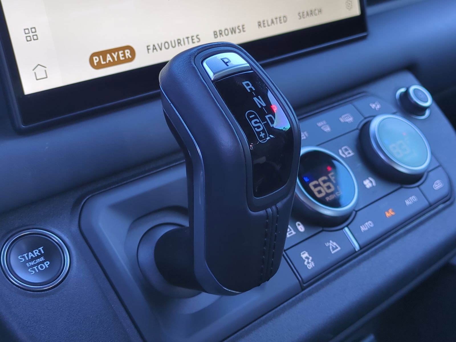 Used 2023 Land Rover Defender 110 V8 image 26