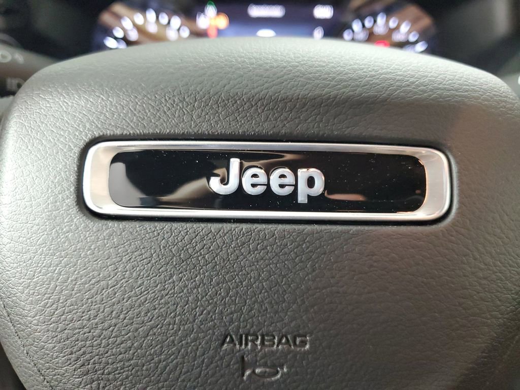 New 2026 Jeep Compass Latitude AWD/4WD image 21