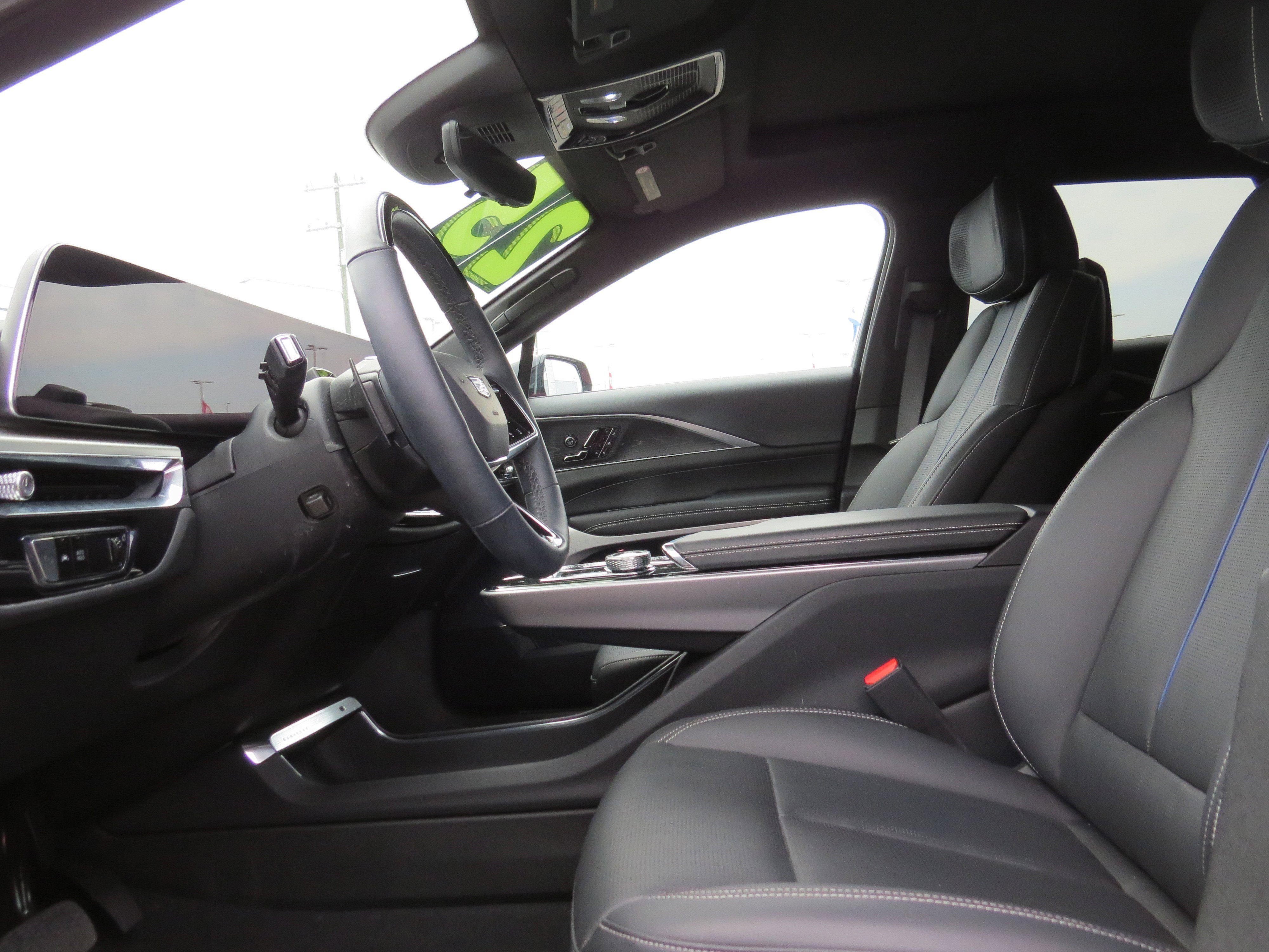 New 2025 Cadillac Lyriq Sport image 12