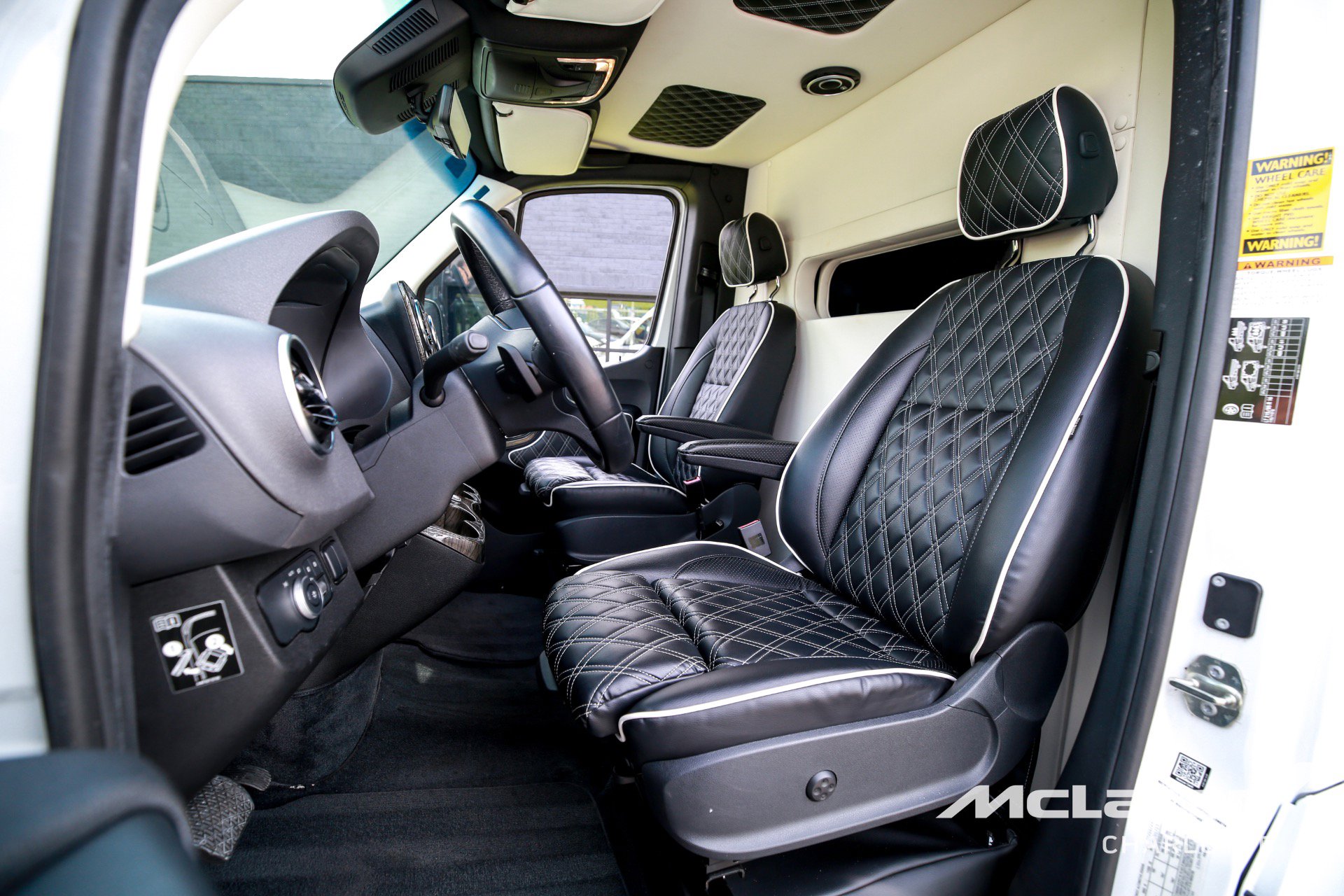 Used 2023 Mercedes-Benz Sprinter 3500 image 11