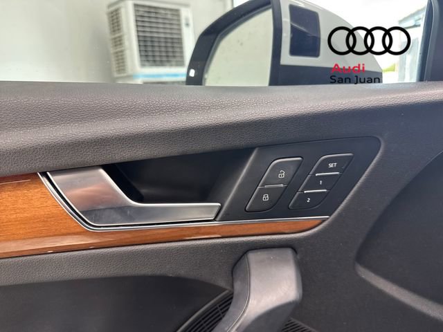 Used 2021 Audi Q5 Prestige w/ Prestige Package AWD/4WD image 28