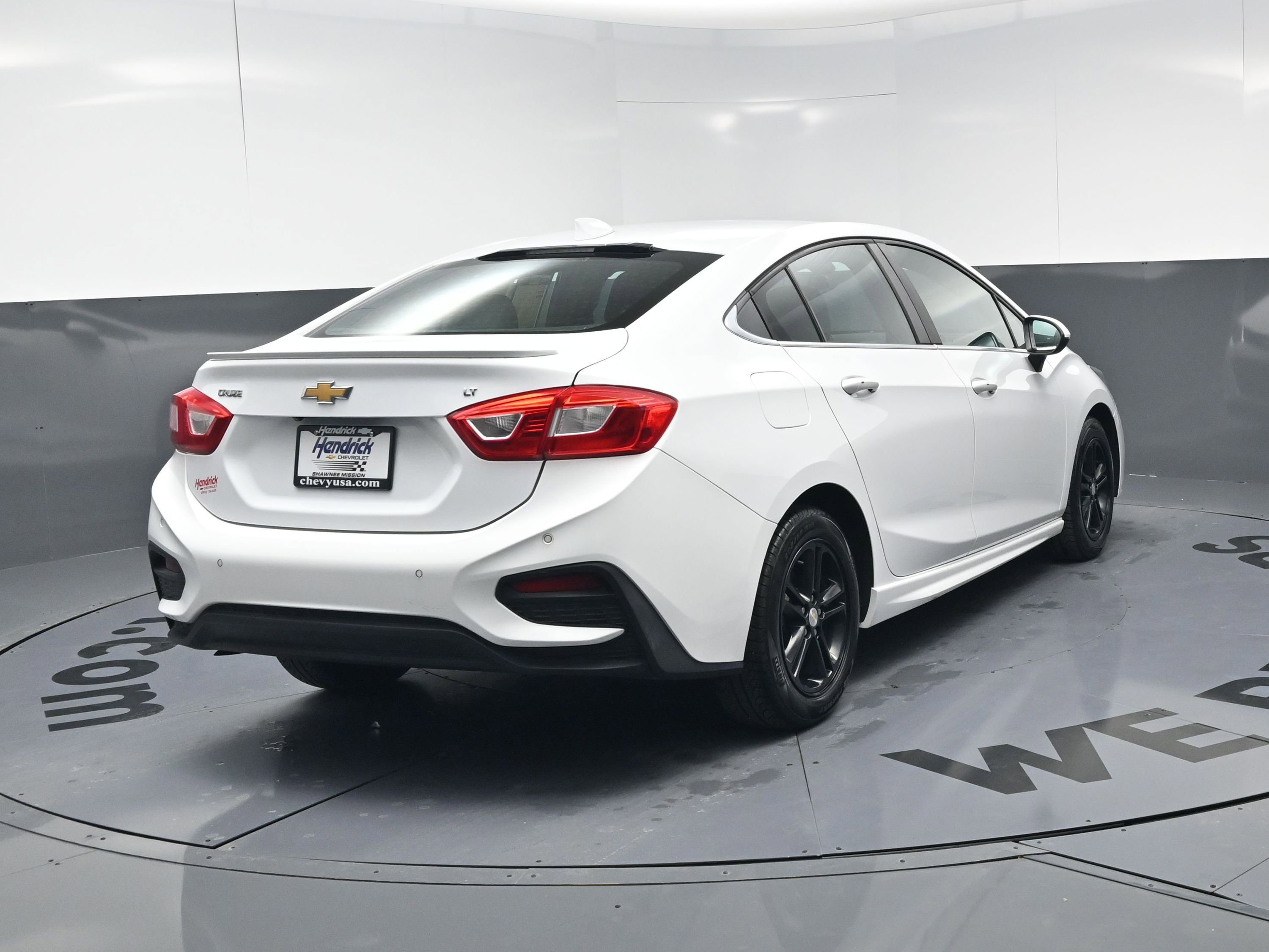 Used 2016 Chevrolet Cruze LT w/ Convenience Package image 9