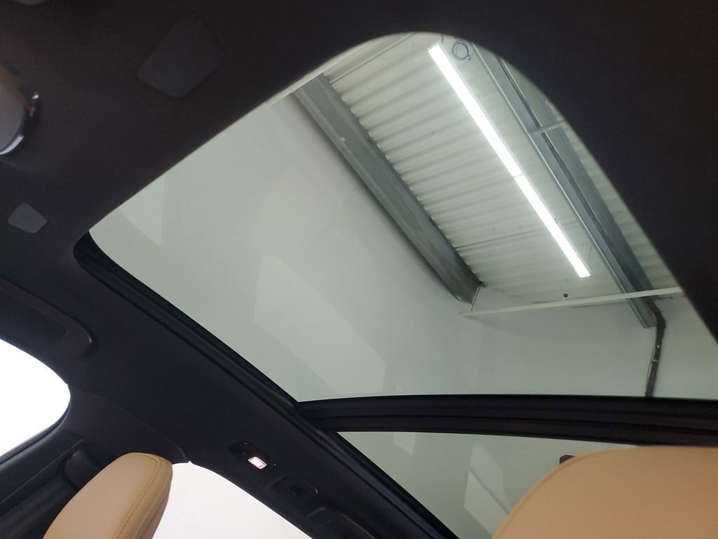 New 2025 Volvo V60 B5 Cross Country Ultra w/ Protection Package Premier image 19