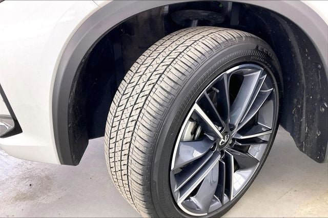 Certified 2025 INFINITI QX55 Luxe w/ Cargo Package AWD/4WD image 11