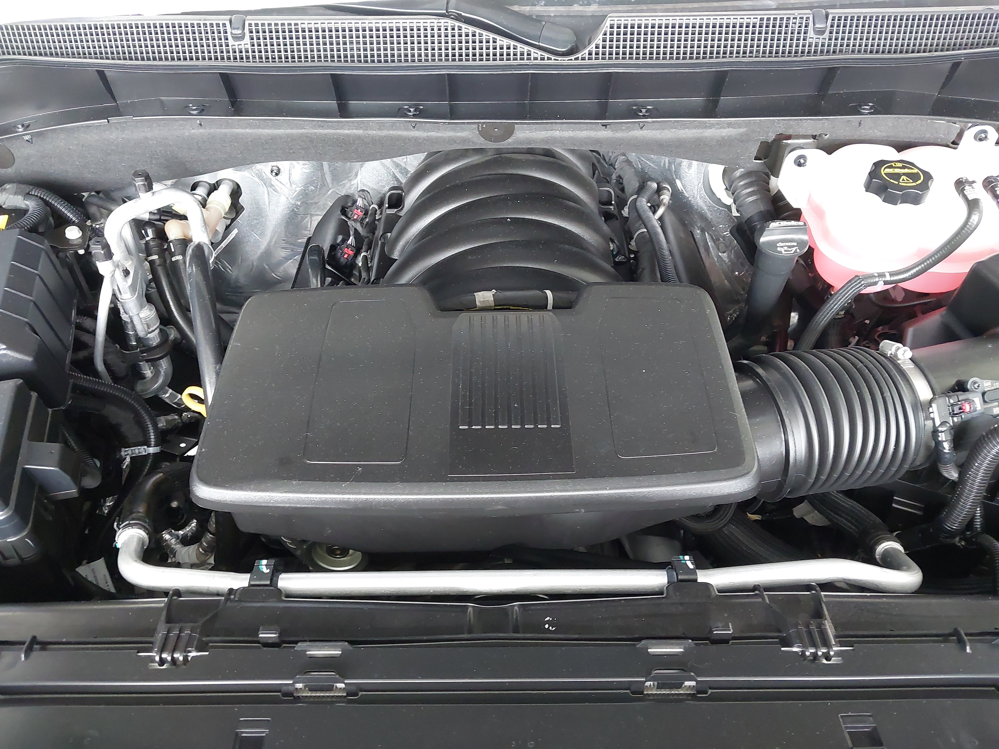 Used 2026 Chevrolet Tahoe LT AWD/4WD image 30