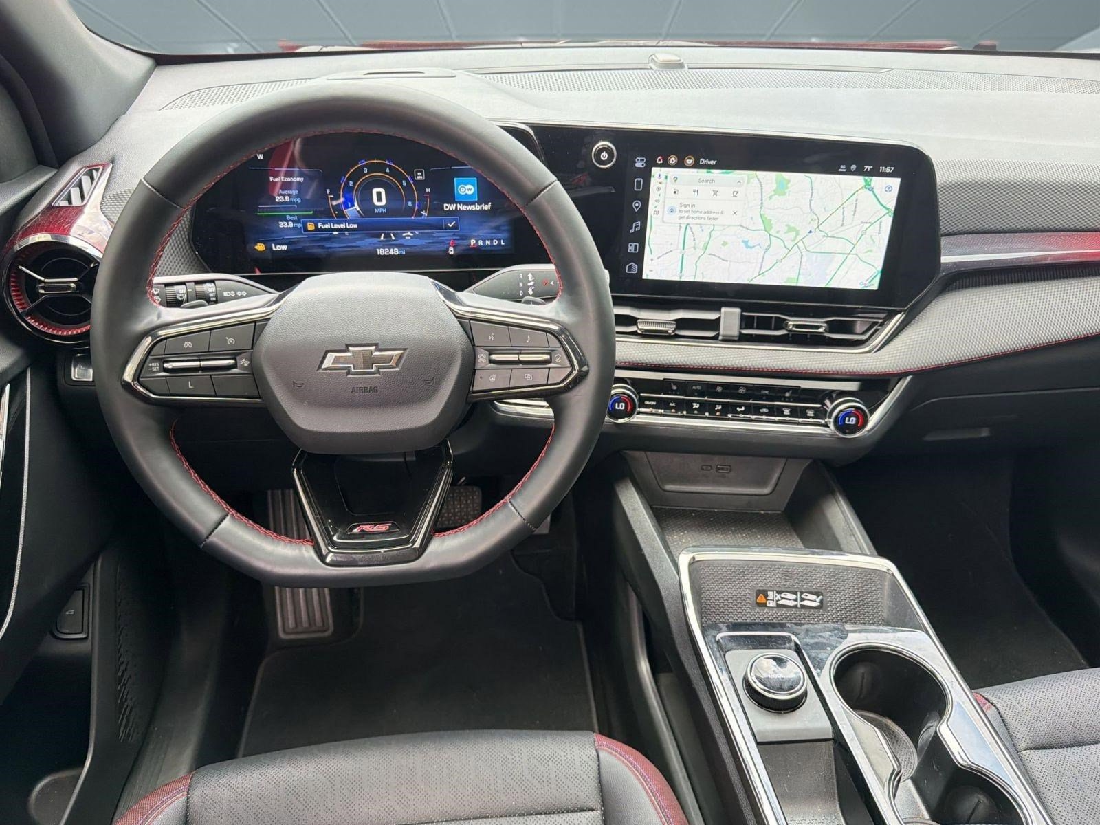 Used 2025 Chevrolet Equinox RS w/ Safety and Technology Package image 28
