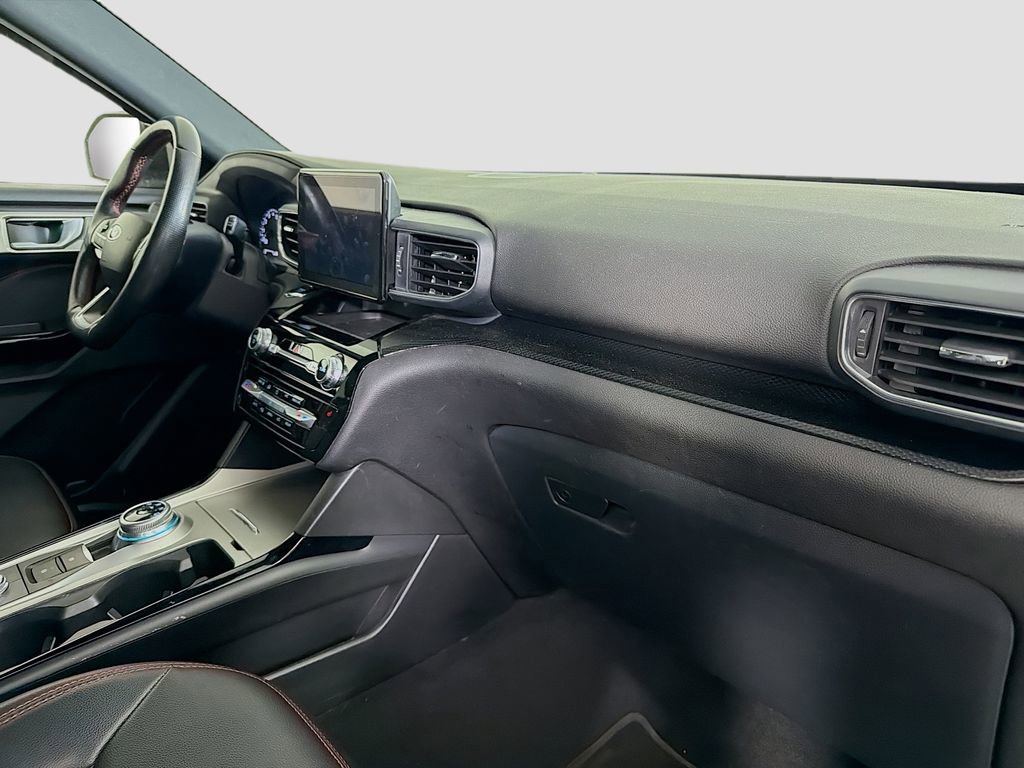 Used 2022 Ford Explorer ST-Line image 32