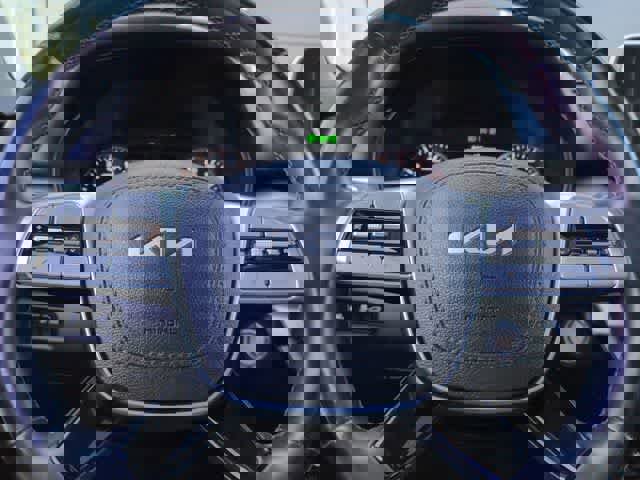 Used 2022 Kia Telluride SX w/ Nightfall Edition Package image 25