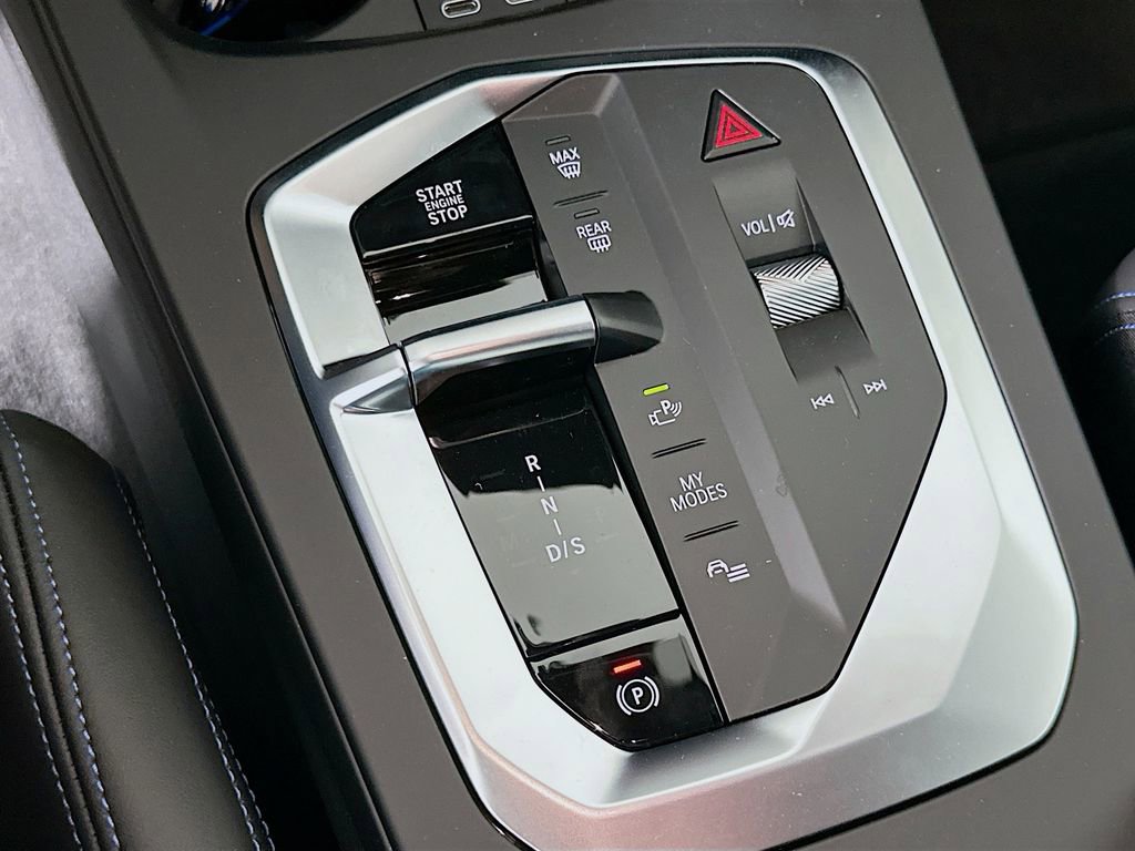 Used 2026 BMW M235i xDrive w/ Technology Package image 15