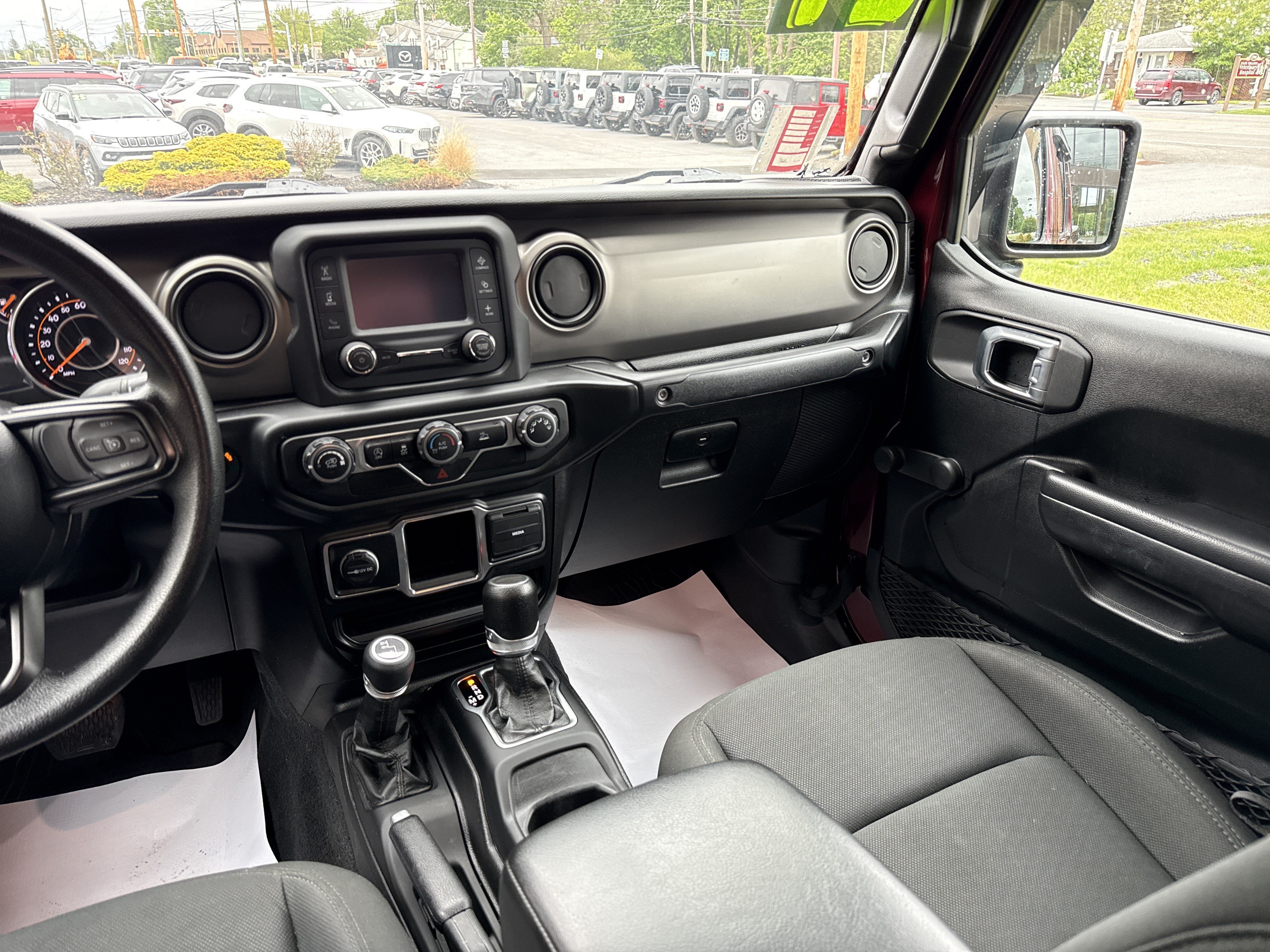 Used 2021 Jeep Gladiator Sport w/ Trailer Tow Package AWD/4WD image 32