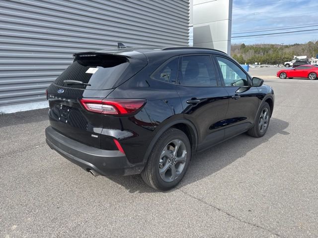 New 2025 Ford Escape ST-Line w/ Equipment Group 301A image 3