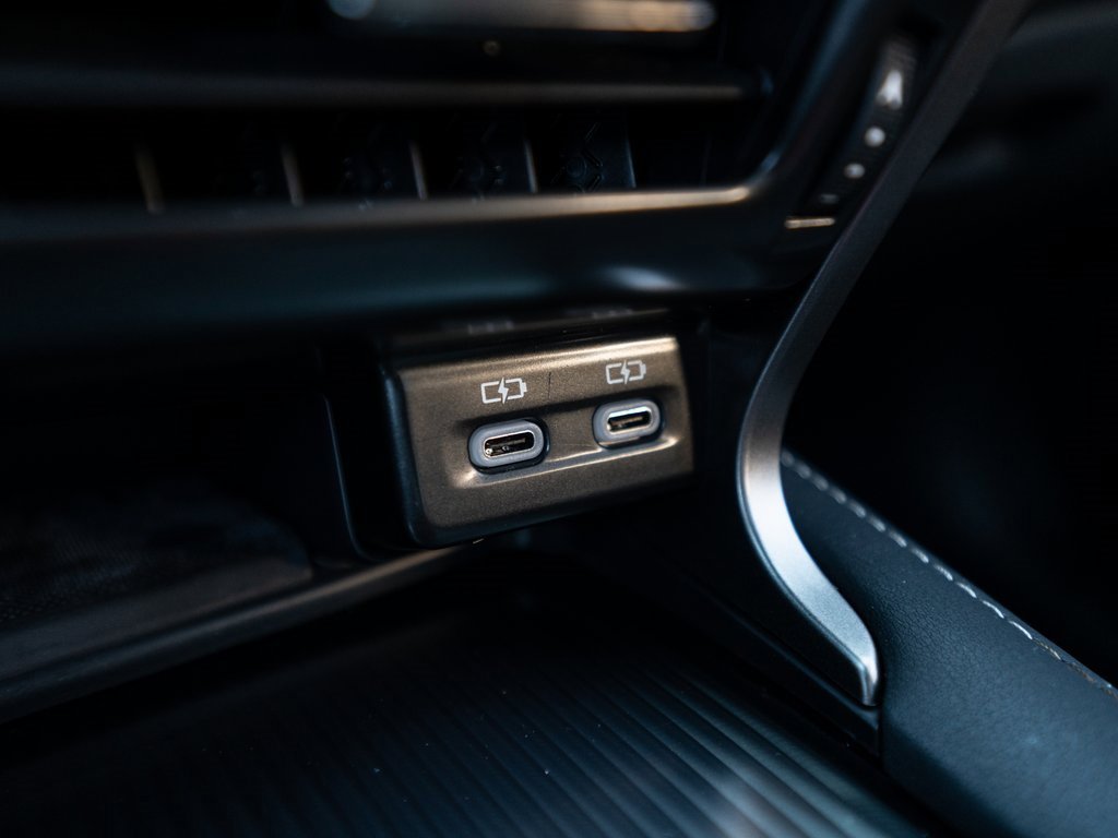 Used 2024 Lexus RX 500h F Sport image 28