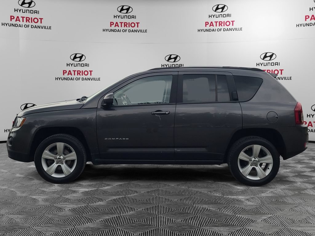 Used 2015 Jeep Compass Latitude FWD image 6