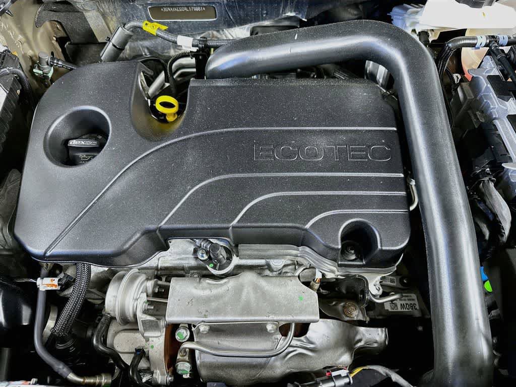 Used 2024 Chevrolet Equinox LT w/ LPO, Floor Liner Package FWD image 9
