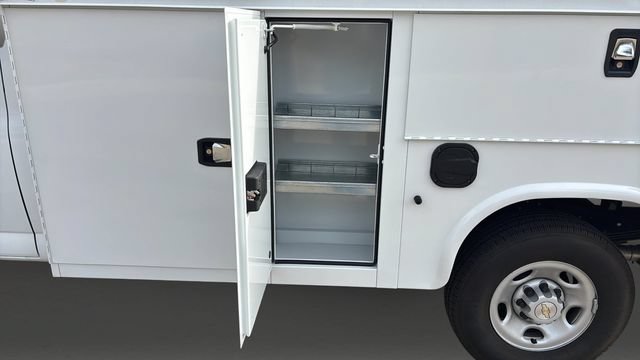 New 2025 Chevrolet Express 3500 w/ Power Convenience Package RWD image 16