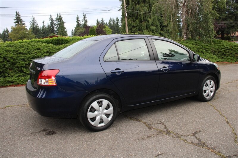 Used 2008 Toyota Yaris Sedan w/ Convenience Pkg FWD image 3