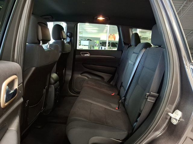 Used 2015 Jeep Grand Cherokee Laredo w/ Quick Order Package 23E image 10
