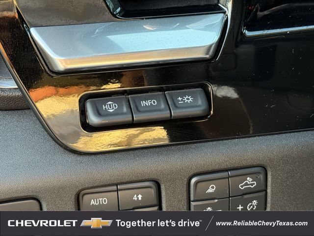 Used 2025 Chevrolet Silverado 1500 LTZ AWD/4WD image 28