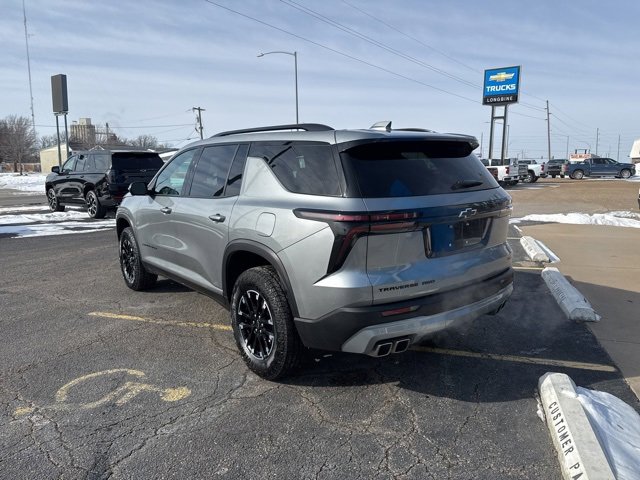 Used 2025 Chevrolet Traverse Z71 w/ Driver Confidence Package image 5