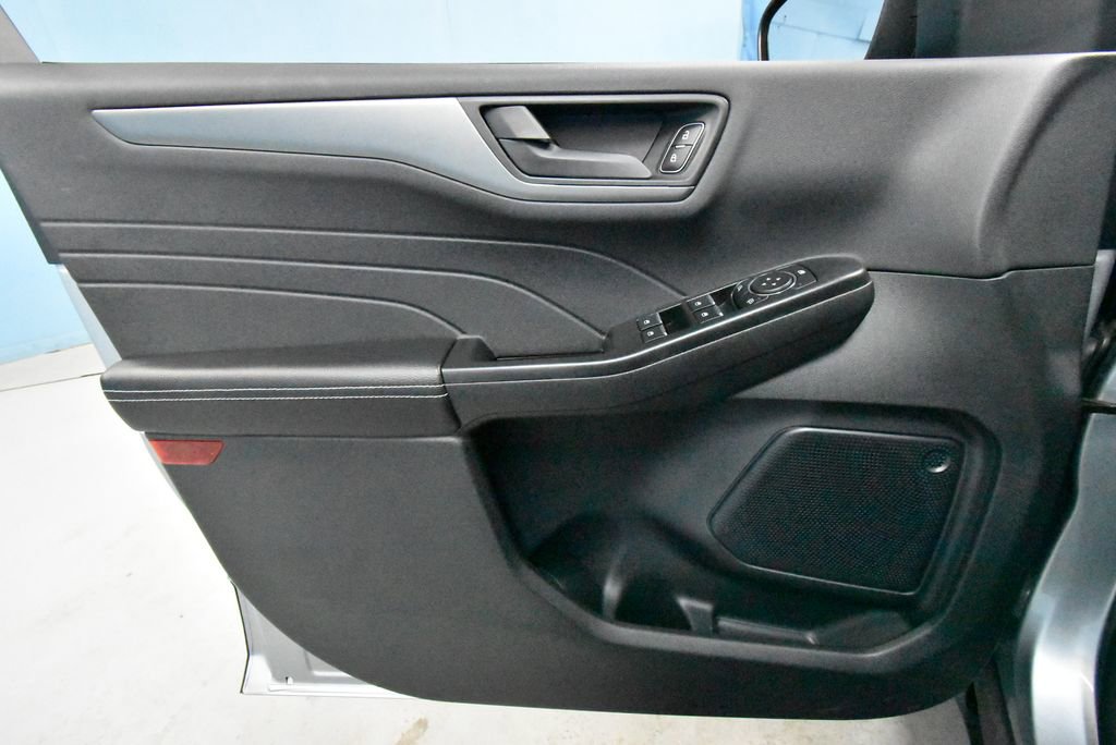 Used 2024 Ford Escape Active image 4