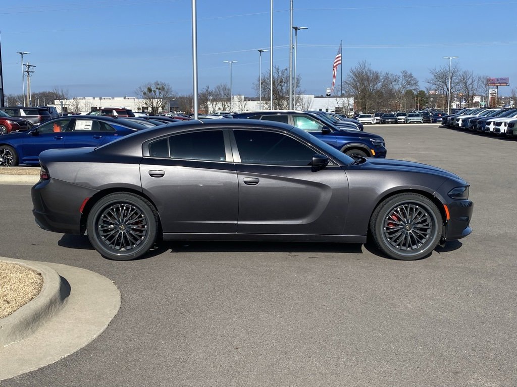 Used 2020 Dodge Charger SXT image 8