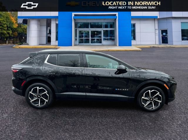 New 2026 Chevrolet Equinox EV LT AWD/4WD image 4