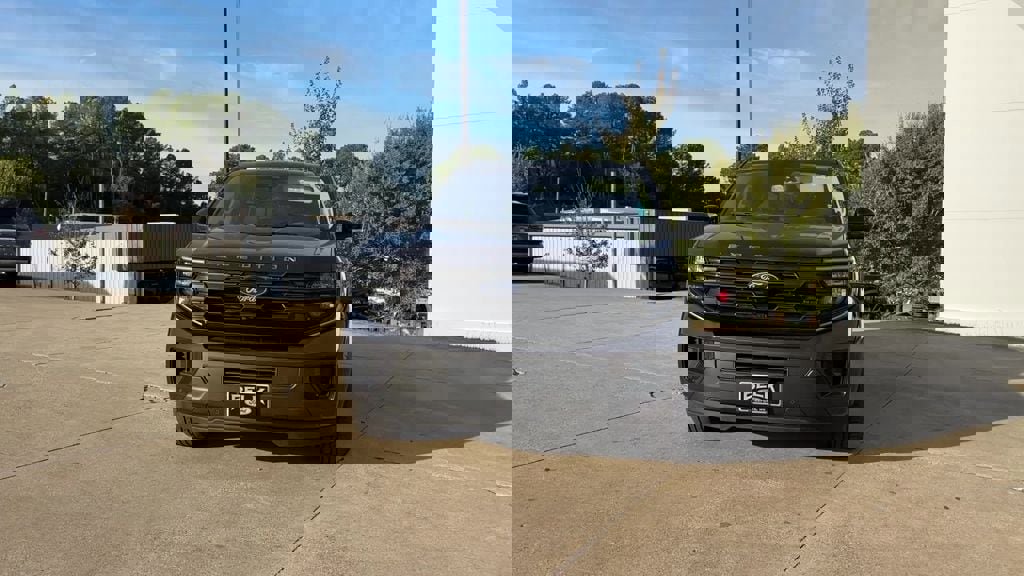 New 2025 Ford Expedition Max Active image 8