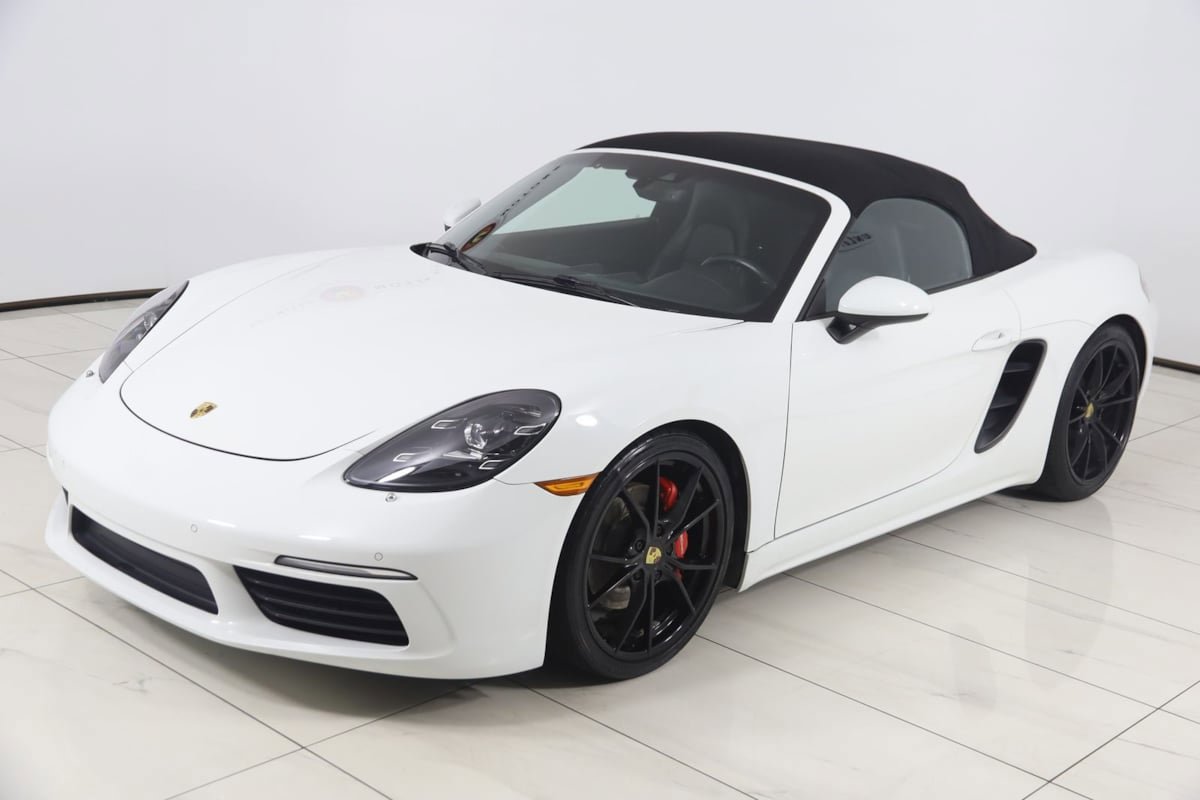 Used 2017 Porsche 718 Boxster S RWD image 27