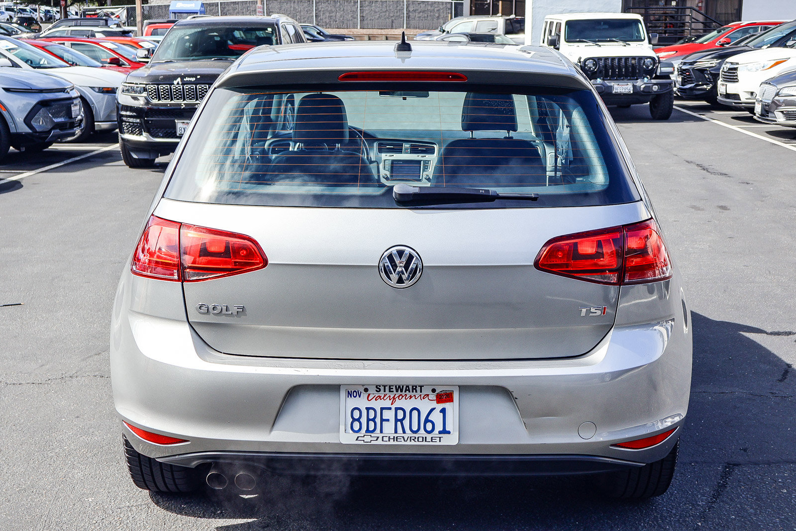 Used 2017 Volkswagen Golf S image 23