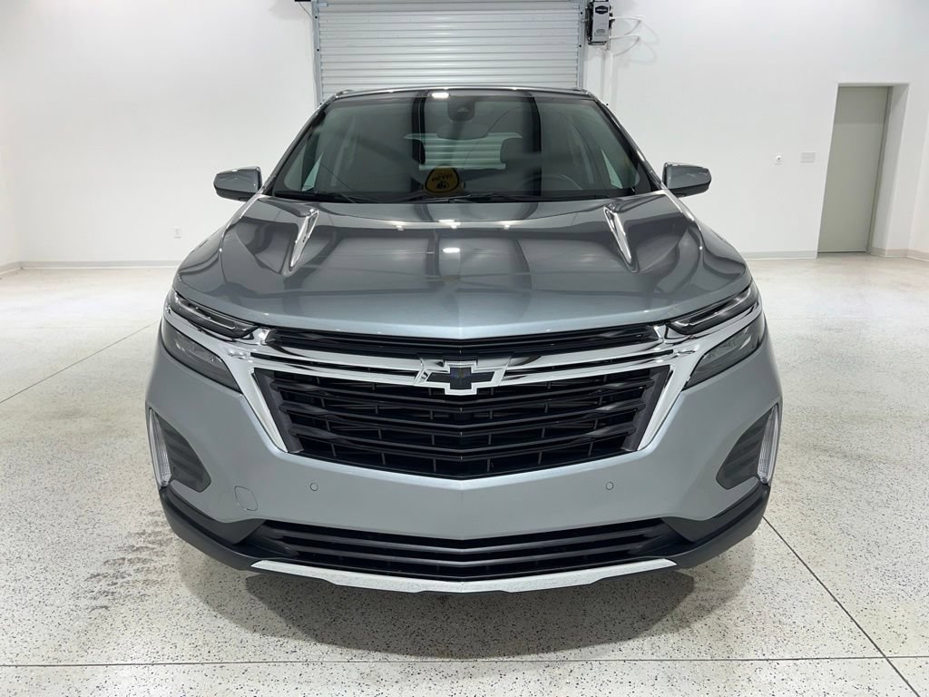 Used 2024 Chevrolet Equinox LT w/ LPO, Floor Liner Package FWD image 8