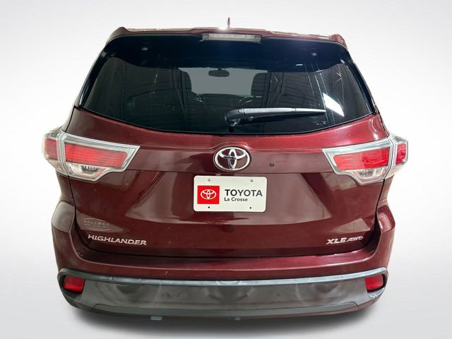 Used 2015 Toyota Highlander XLE image 4