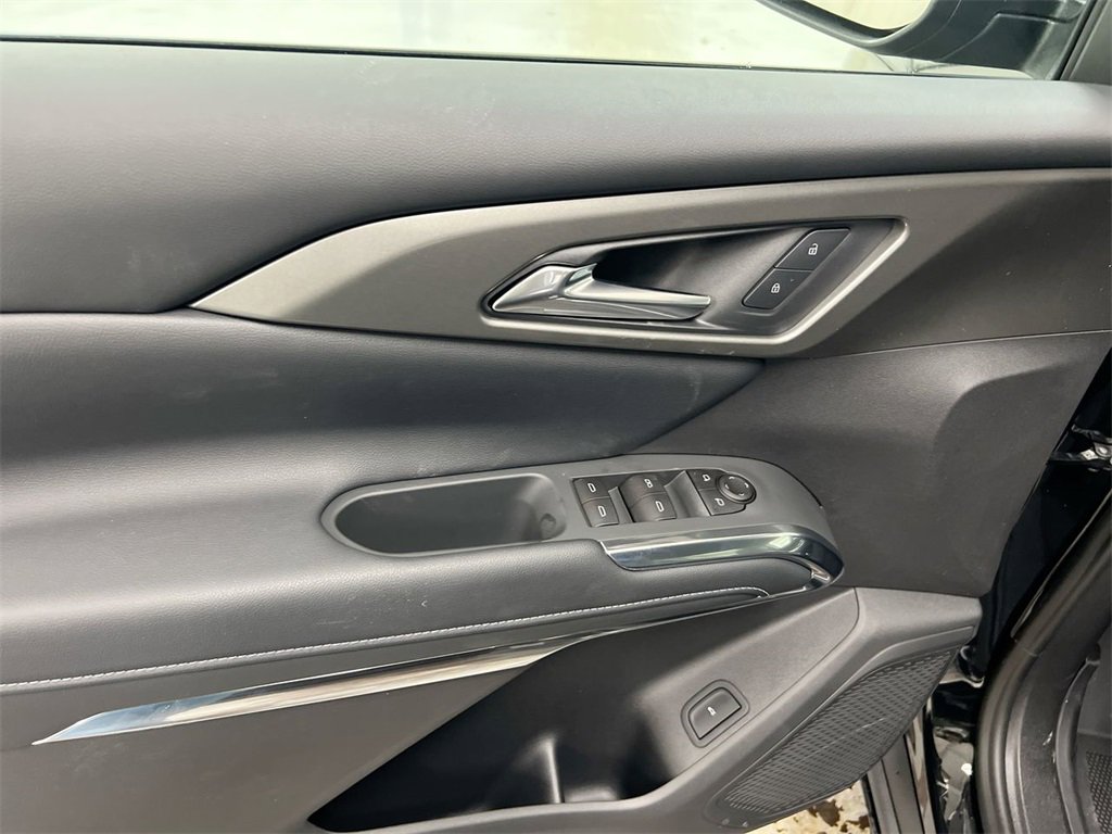 New 2026 Chevrolet Traverse LT w/ Driver Confidence Package image 21