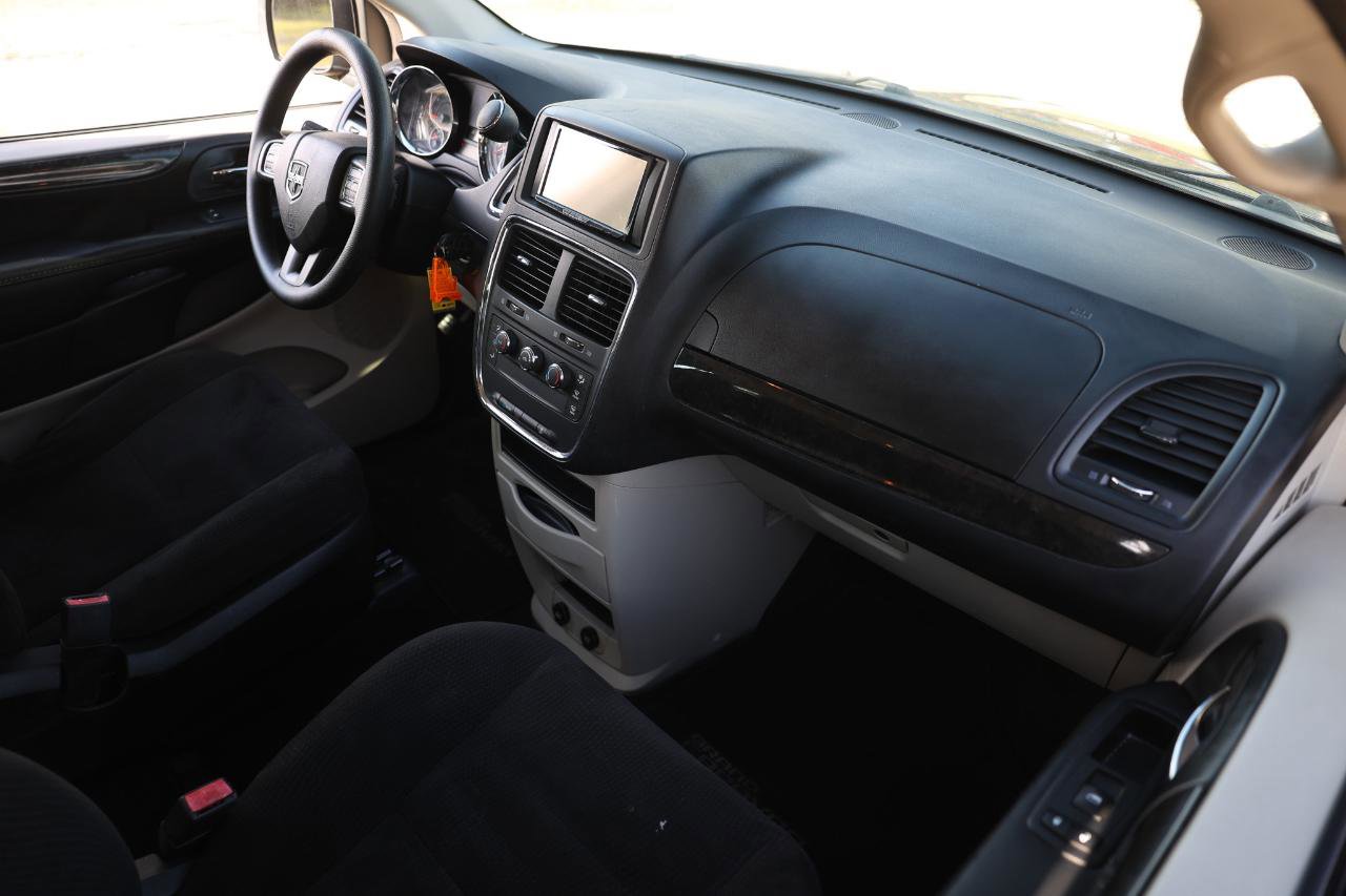 Used 2015 Dodge Grand Caravan American Value Package image 15